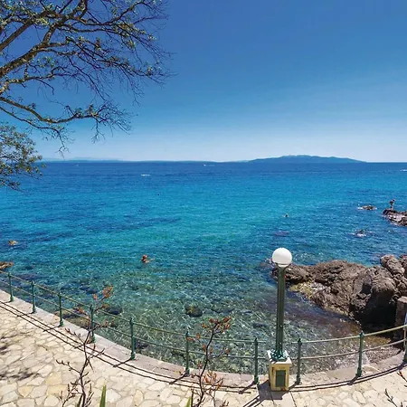 Apartment 4 Bedroom In Opatija