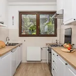 Appartement Stunning In With Wifi Opatija