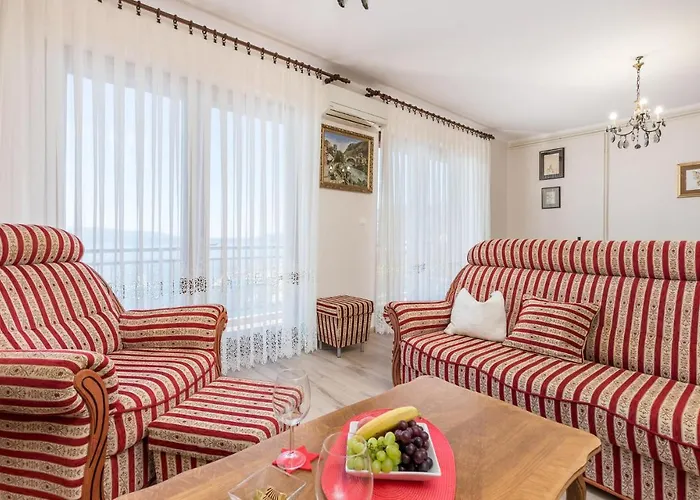 4 Bedroom In Appartement Opatija