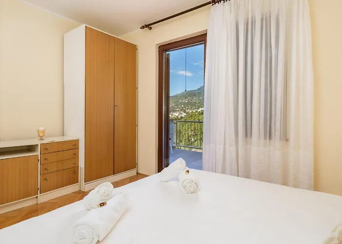 4 Bedroom In Appartement